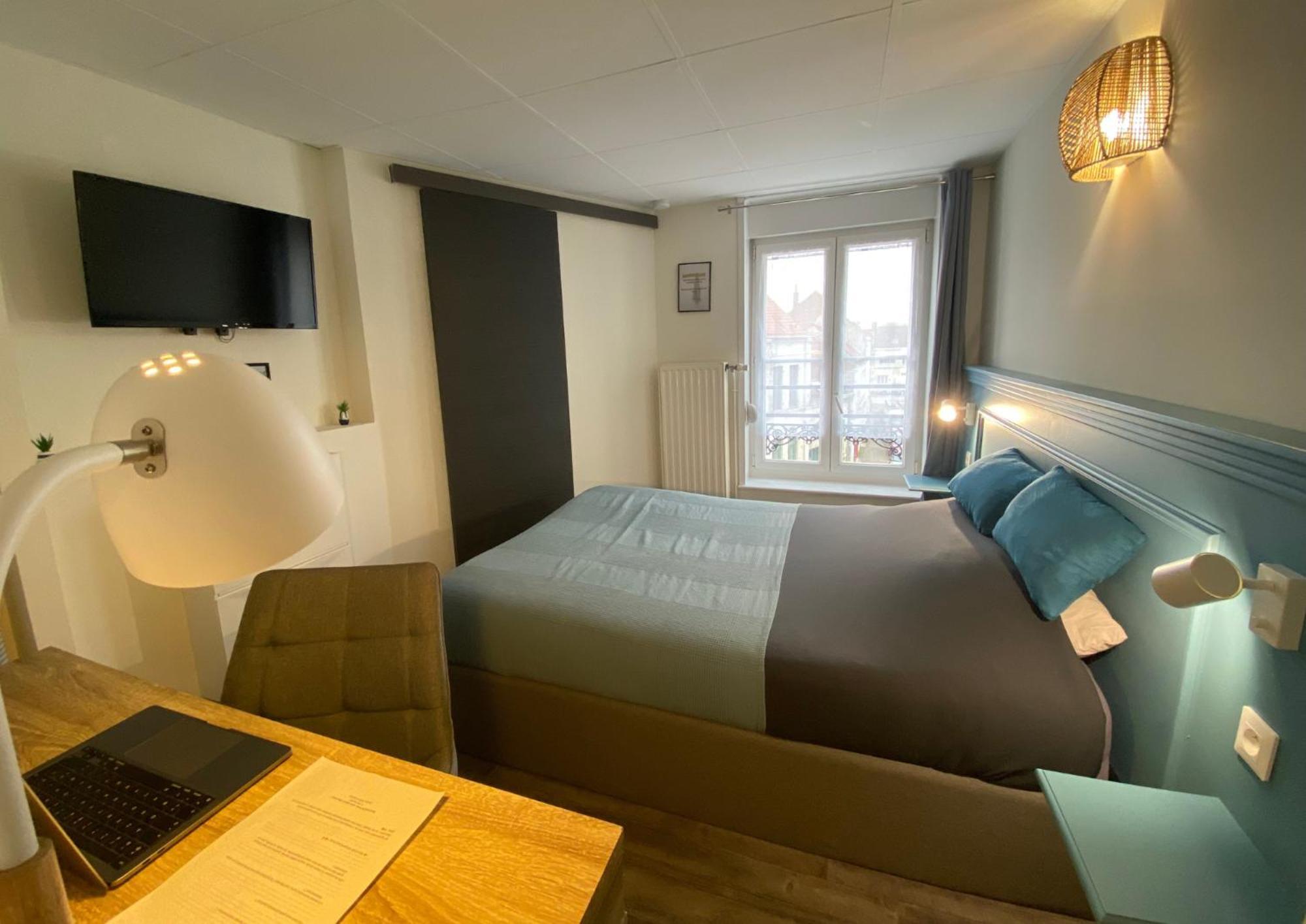 Chambre Privative Au Centre De Bourbourg - Proche Commodites Et Gare ภายนอก รูปภาพ